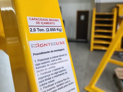 Pórtico de içamento de Cargas MONTEEUSE - Pórtico ajustável em altura ou largura, com capacidade de carga alta e formato customizável conforme a necessidade do cliente. Segurança no içamento e movimentação de cargas pesadas.